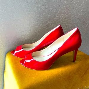 Nine West size 10 red pump